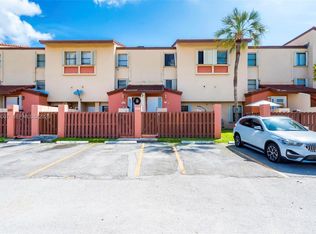 9937 NW 9th St #12-19, Miami, FL 33172