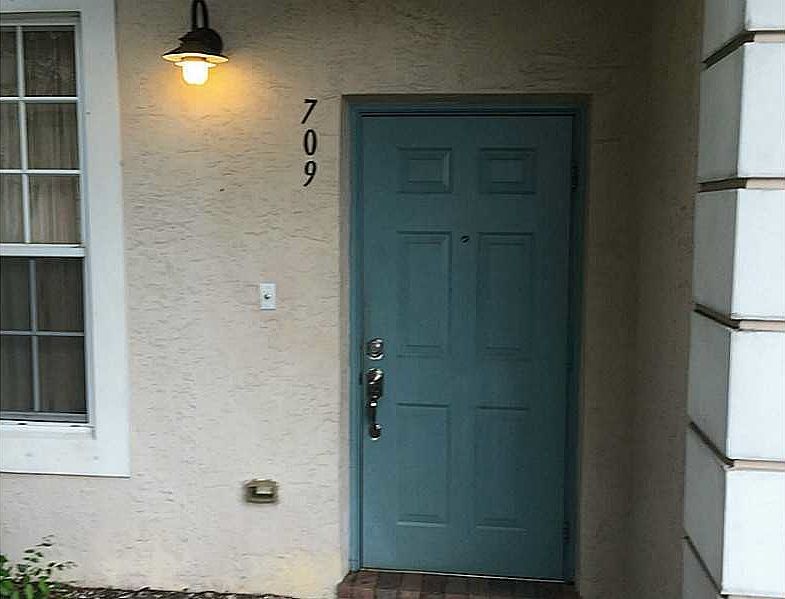 1st image of 709 NW 42nd Ave