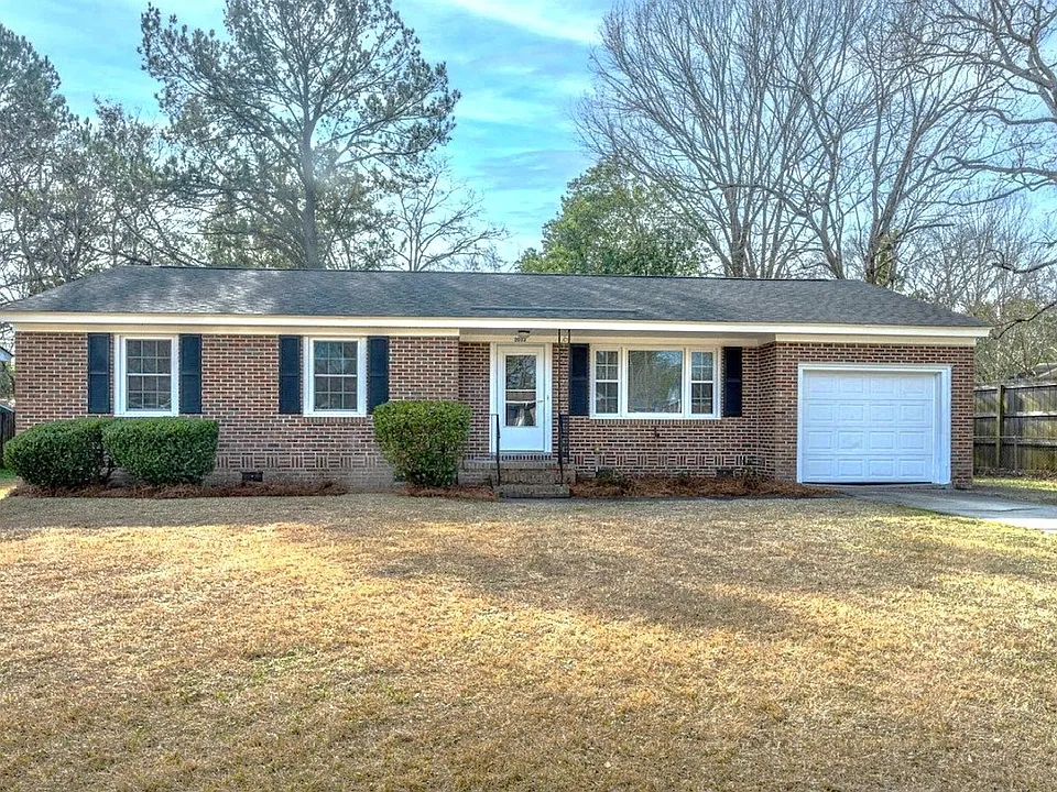 2033 Boeing Ave