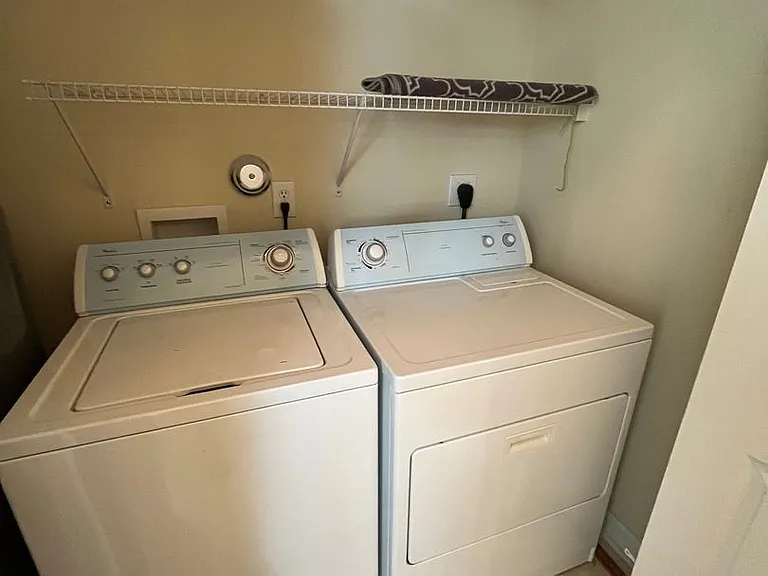 5006 Carleton Dr #113 — Photo 28