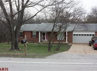 3021 Old Highway 100, Villa Ridge, MO 63089