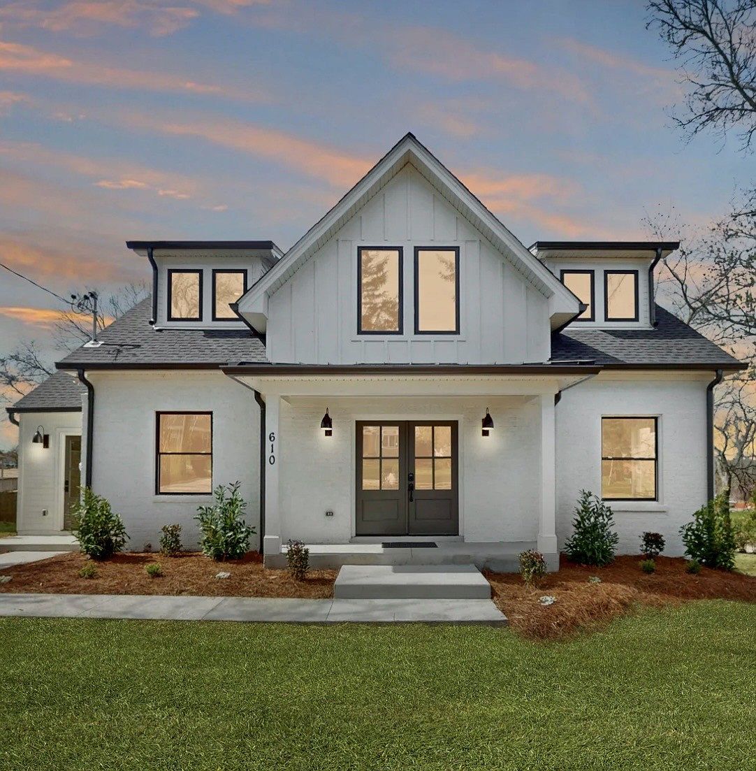 610 Skyview Dr