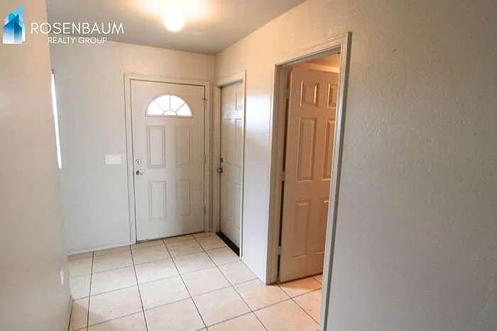 13211 S Kin Cir #A — Photo 2