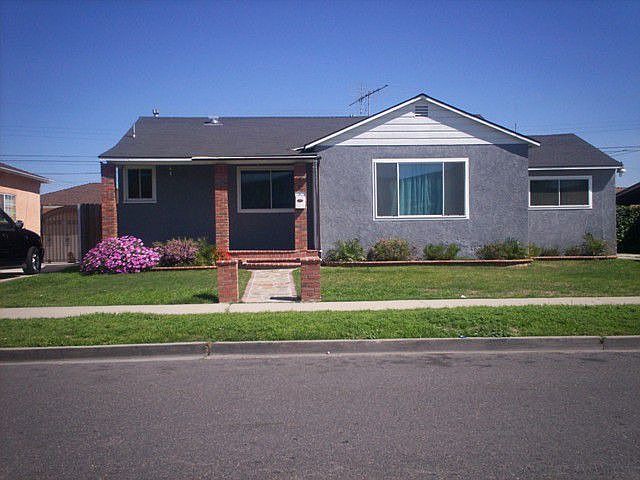 Desirable Comton Neighborhood 3 bedroom, 1 bathroom, Single family home, 