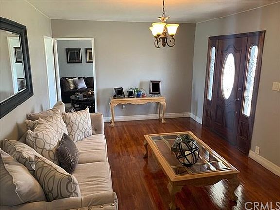 4th image of 8948 Sewell Ave