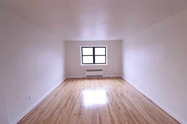 Rented by A&E Real Estate Management | media 11