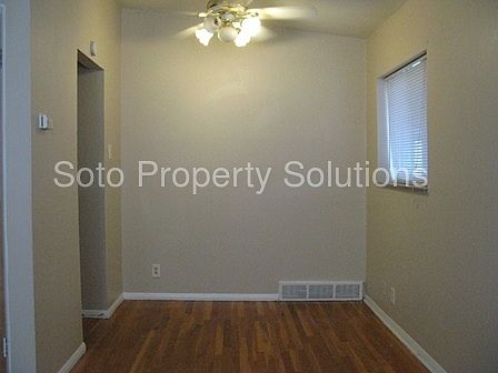 4th image of 5301 Bancroft Ave