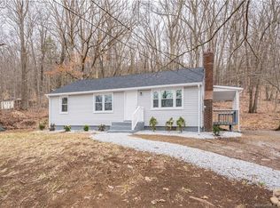 92 Heacock Crossbrook Rd, New Milford, CT 06776