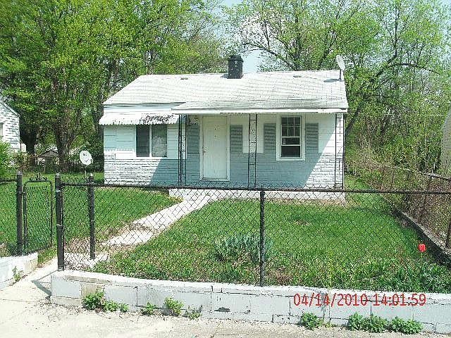 1st image of 1002 N Leland Ave