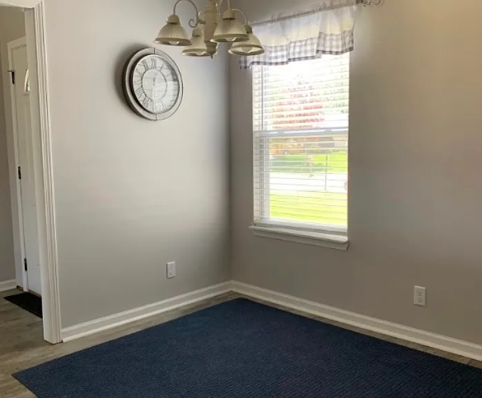 2318 Temple Ct E — Photo 4