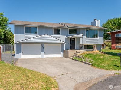 1105 W Vue Avenue Pl, Moses Lake, WA, 98837