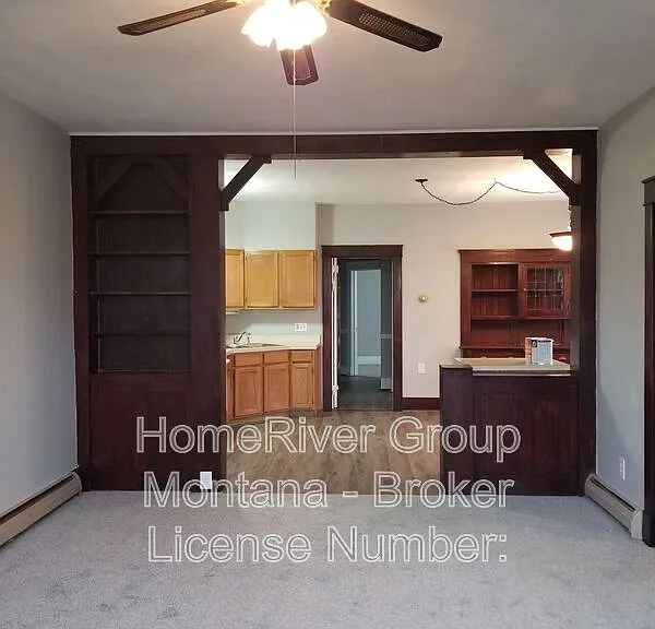 536 S 3rd St W — Photo 7