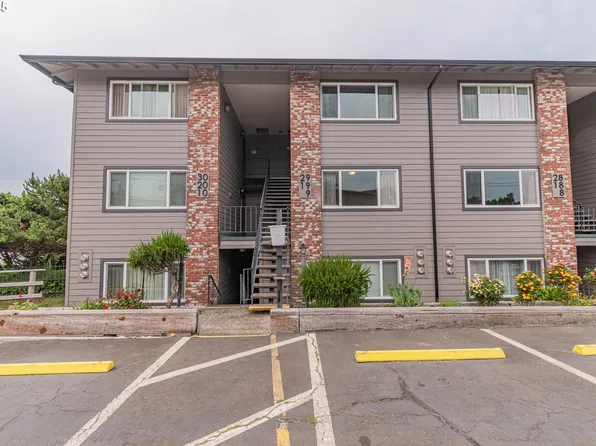 4229 SW Beach Ave #19, Lincoln City, OR 97367