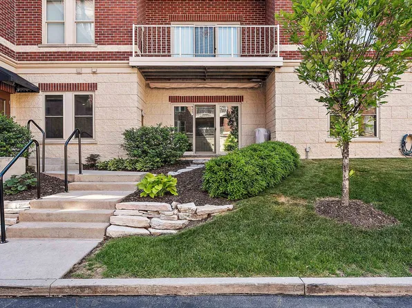 118 S Washington St #114B, Green Bay, WI 54301