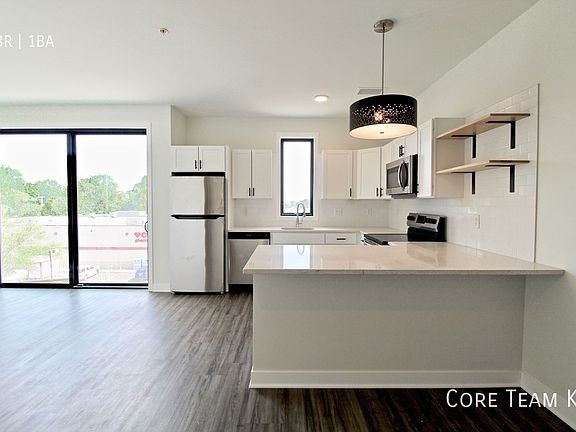 2nd image of 222 W 75th St #401