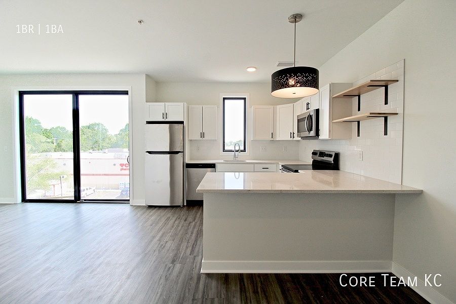 1st image of 222 W 75th St #408