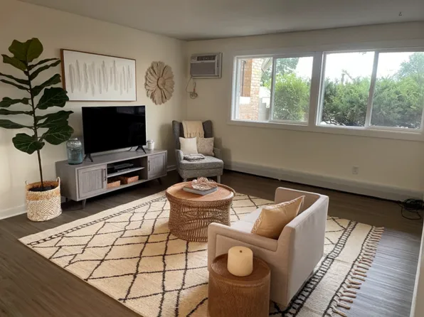 7316 W 22nd St APT 102, Minneapolis, MN 55426