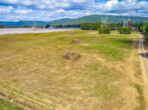 1796 County Road 32, Fackler, AL 35746