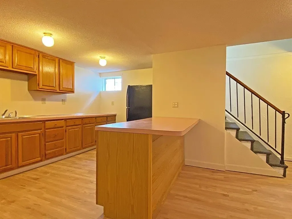 1 bed, $2,400 — Photo 3