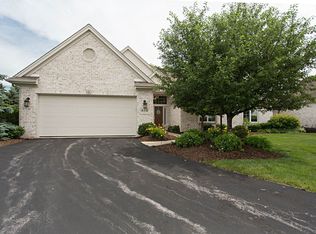 679 Ridge Lake Ct, Perrysburg, OH 43551