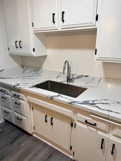 6706 York Blvd — Photo 3