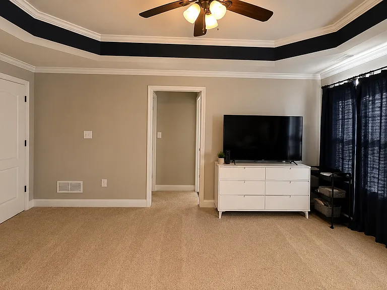 2604 Grover Crossing Way — Photo 13