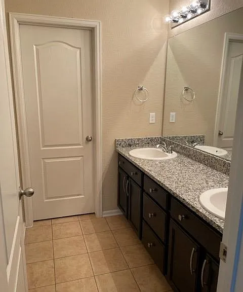 13917 Ashgrove Cir — Photo 22