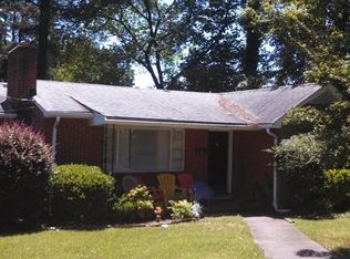 910 Brooks Ave, Raleigh, NC 27607