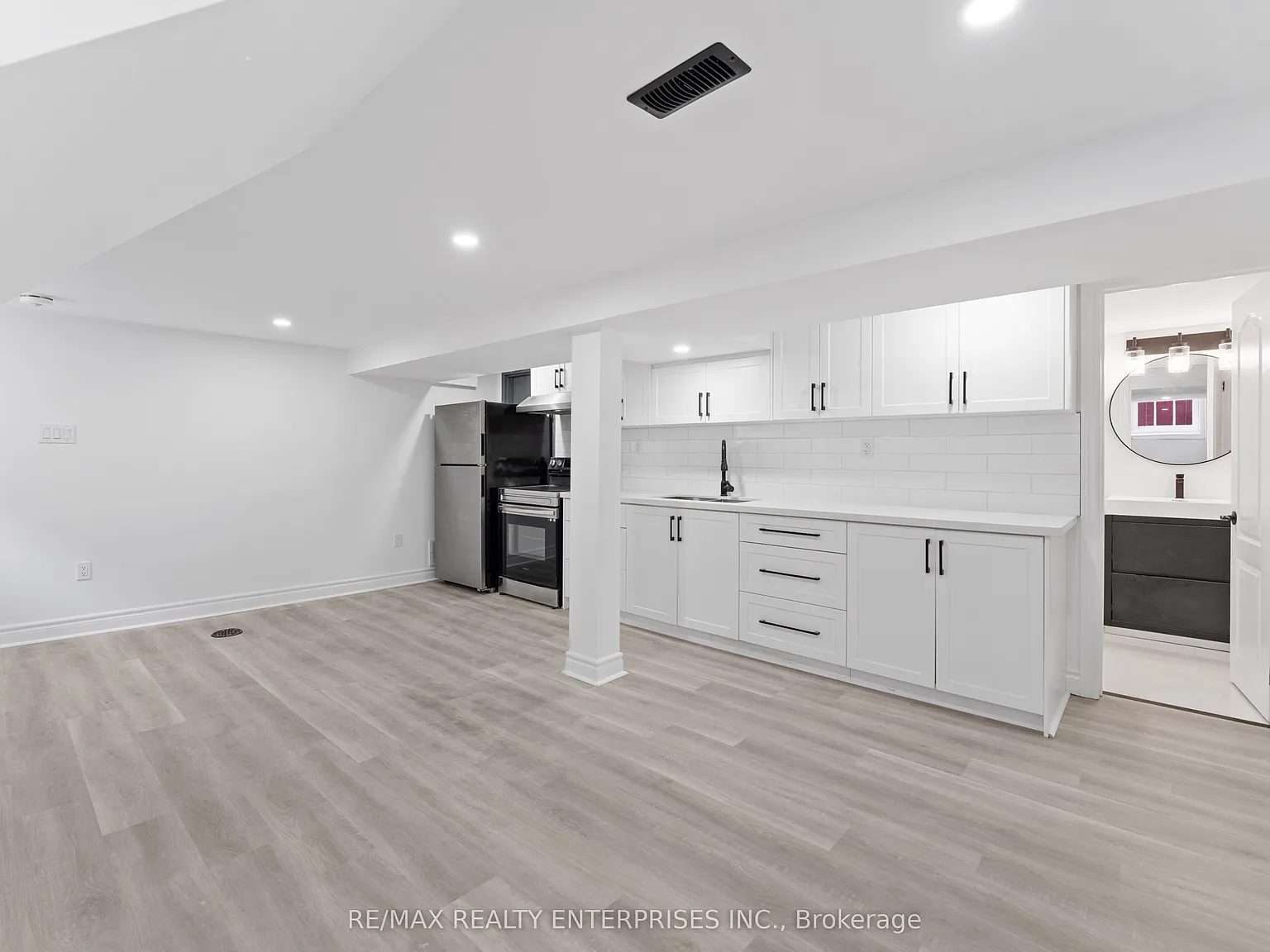 3 bed, $2,500 — Photo 3