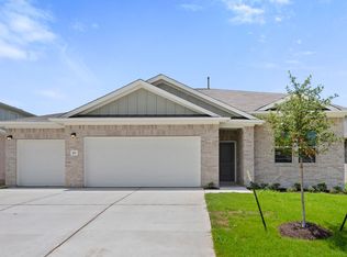 377 Dogvane Cir, Kyle, TX 78640
