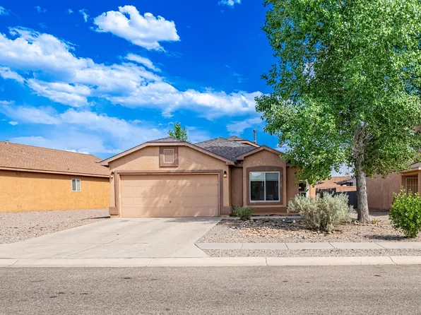 62 Avenida Jardin, Los Lunas, NM 87031