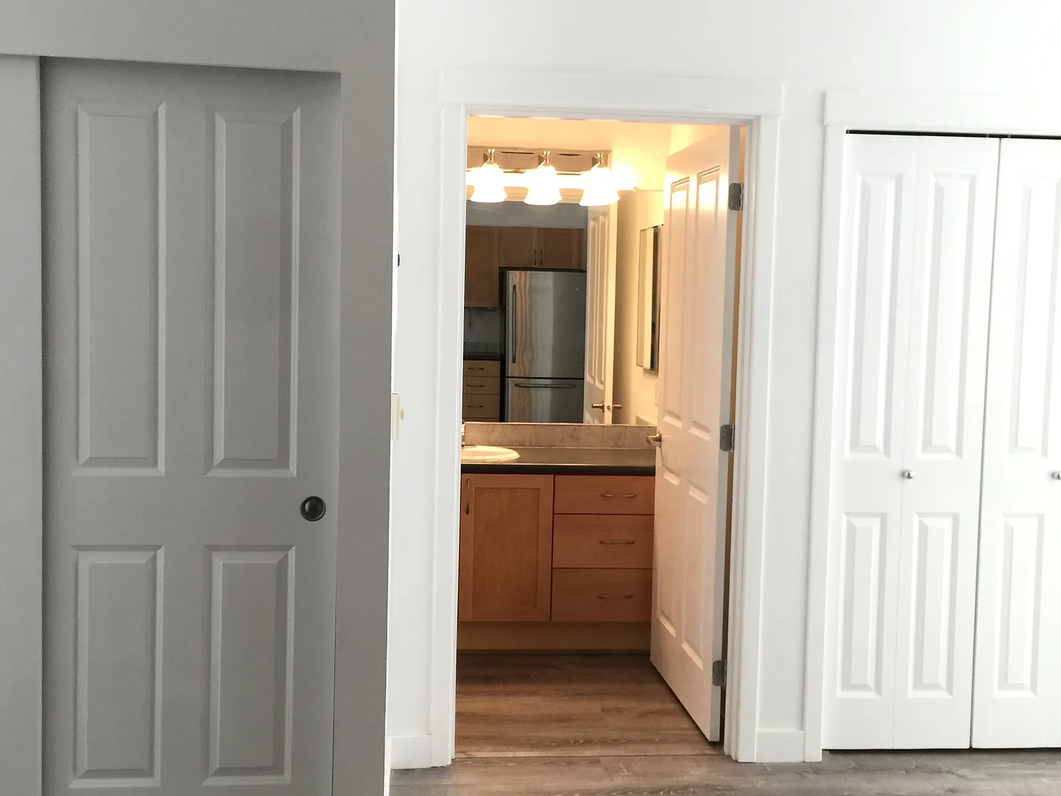Studio, 480 sqft, $1,910 — Photo 2