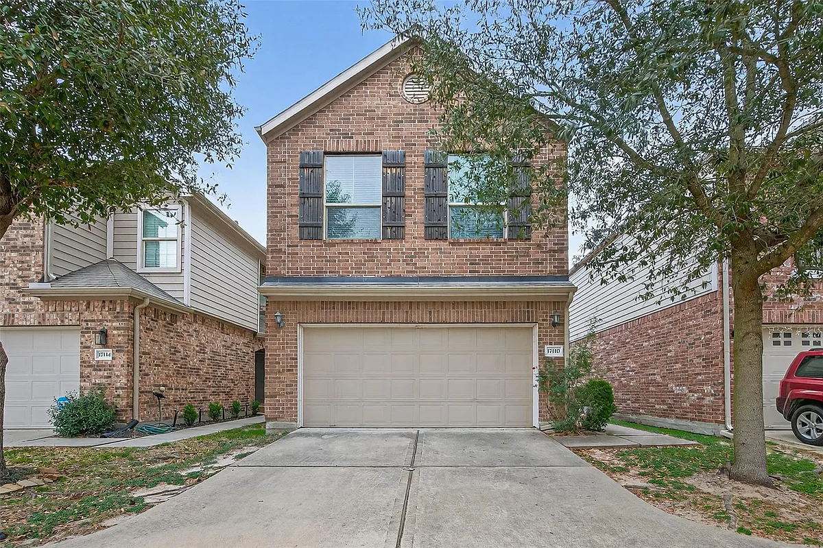 Building Photo - 17110 Amarose Dr