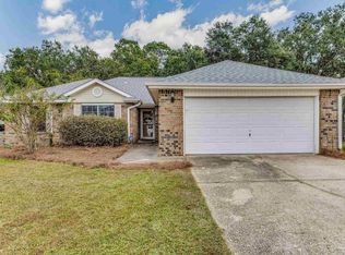1049 Brownfield Rd, Pensacola, FL 32526