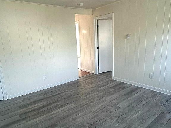 3rd image of 15 Rice St APT 3