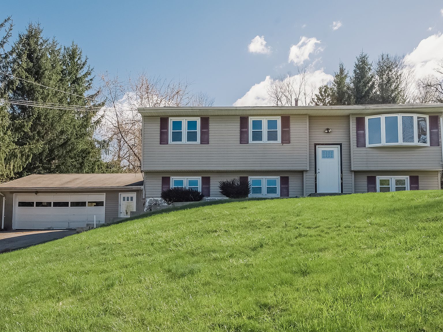 56 Top O Hill Rd, Wappingers Falls, NY 12590 Zillow