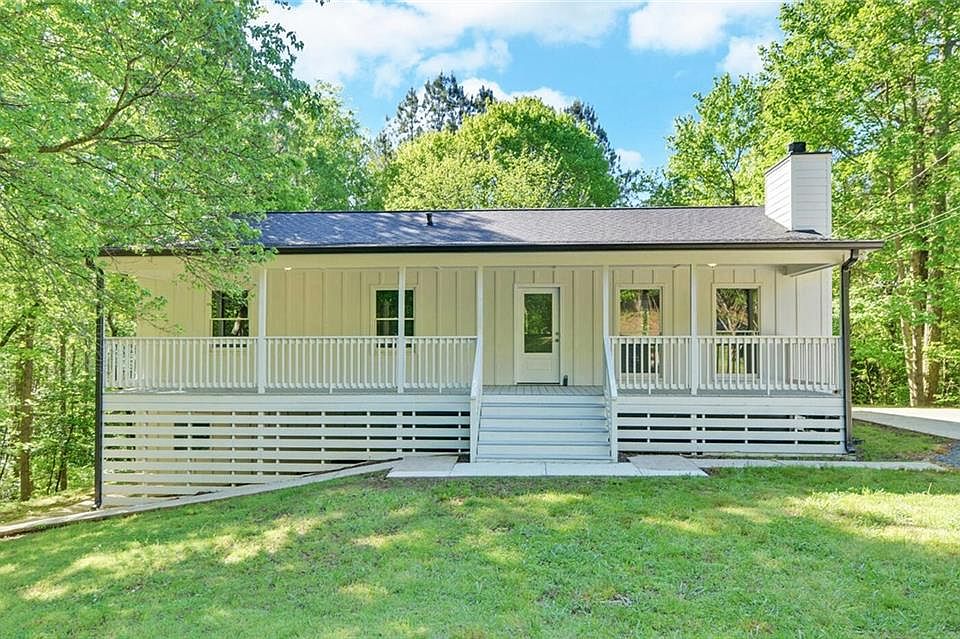 1st image of 403 Moores Mill Ln