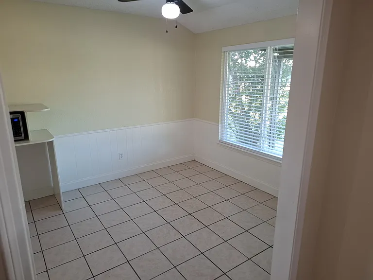 728 Seminole Trl — Photo 23
