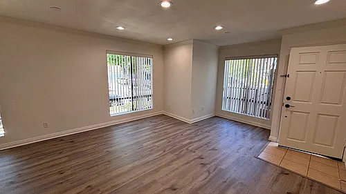 334 E Fairview Ave #1 Photo 1