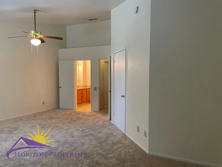 4269 Taylor St — Photo 17