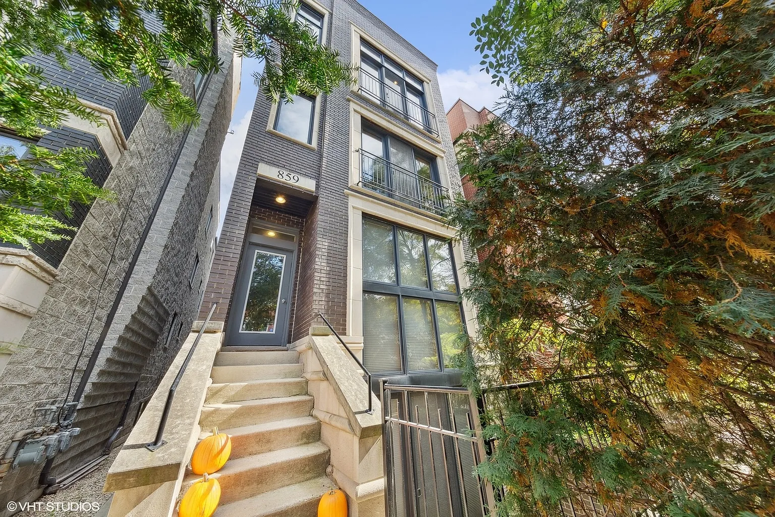 859 N Paulina St #3 photo 1