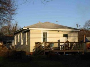 228 S 11th Ave, Hopewell, VA 23860
