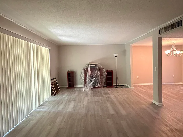 396 Regency Wood Dr #17 — Photo 12