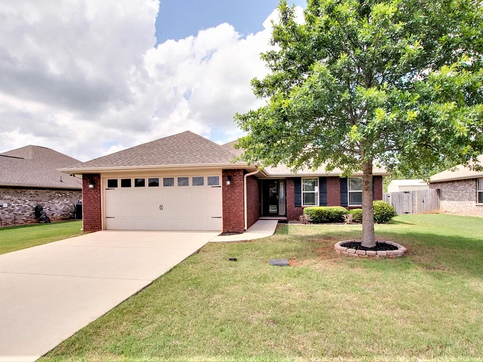 24603 Rolling Vista Dr
