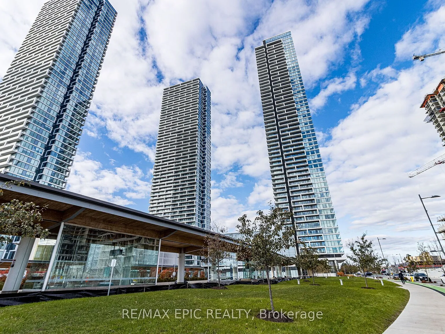 1 bed, $2,100 — Photo 2