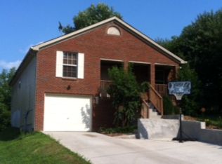 312 Douglas Ct, Richmond, KY 40475