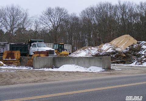 1st image of Brookfield Ave