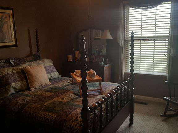 5th image of 1231 Bark Ridge Cir