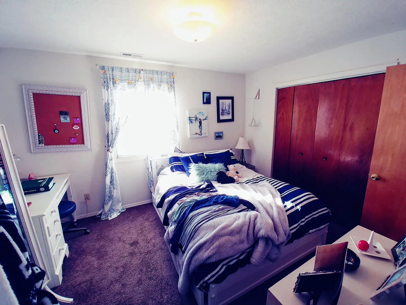 1 bed, 1.5 bath, 1100 sqft, $1,000 — Photo 3