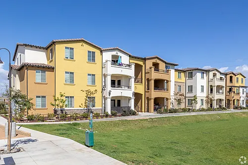 Centennial Gardens Apartments Photo 1